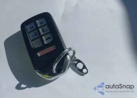 2018 Honda Odyssey Elite z USA, uszkodzony, nr VIN 5FNRL6H96JB050067